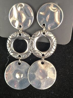NWT Silver Textured Triple Circle Drop Earrings